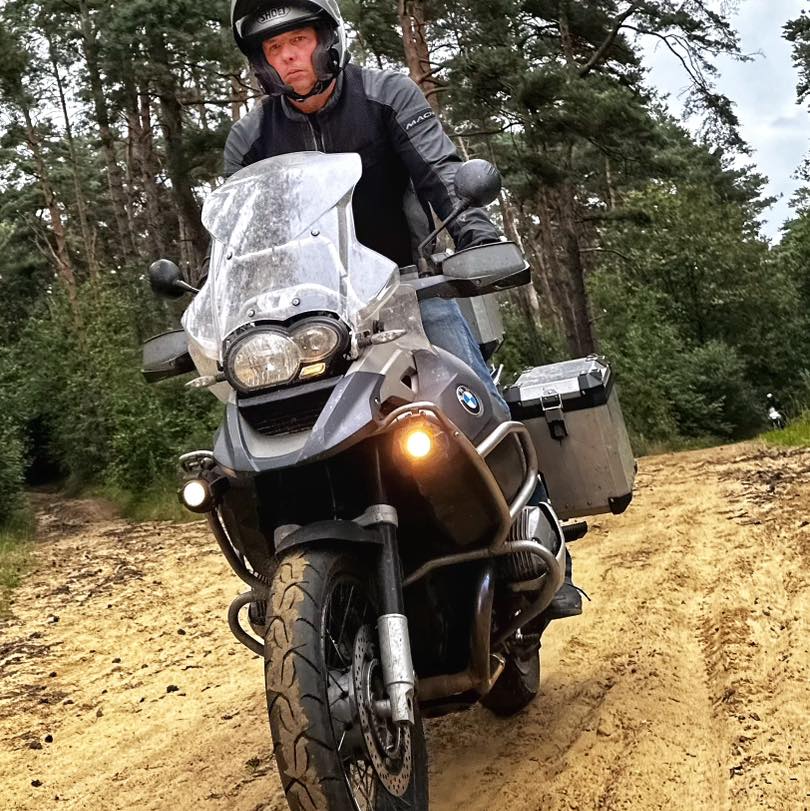 Endurofun Gravel training 2024 - start Motorhuis Felix en Jos 02