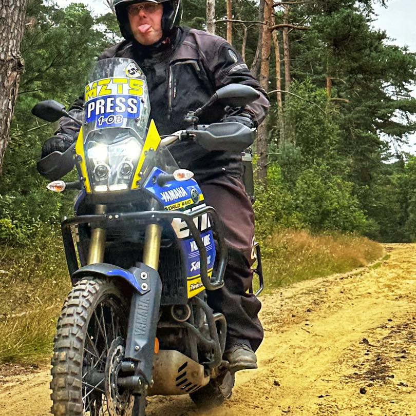 Endurofun Gravel training 2024 - start Motorhuis Felix en Jos 09